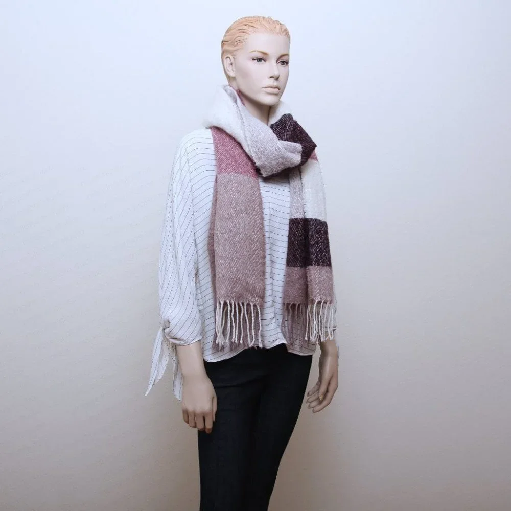 Aeropostale Striped‎ Scarf